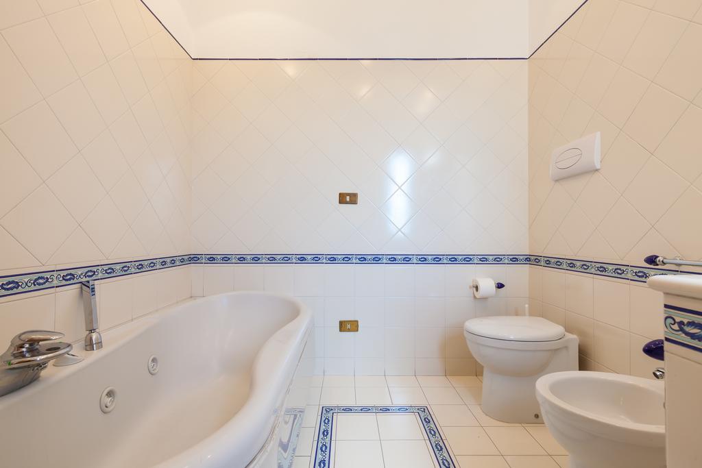 Cervantes I - Bh 65 Naples Extérieur photo